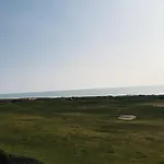 Du Golf, Standing, Piscine, Foret Et Ocean 아파트