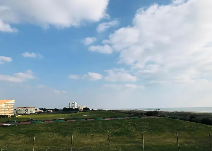 Du Golf, Standing, Piscine, Foret Et Ocean * Saint-Jean-de-Monts