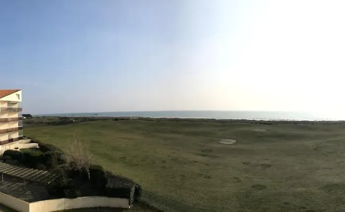 Du Golf, Standing, Piscine, Foret Et Ocean *